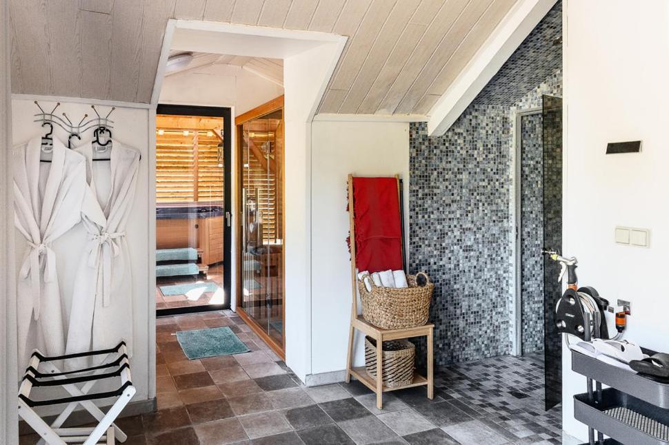 Bien-être Hammam Et Jacuzzi ,sauna *